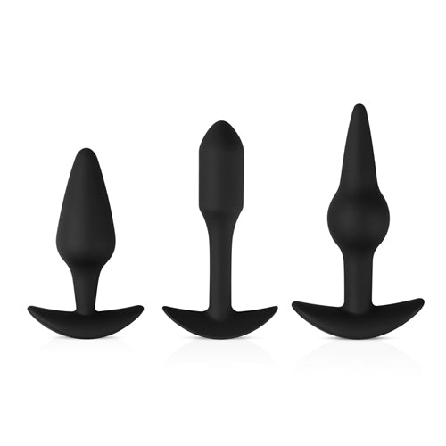 Pleasure Kit buttplug set featuring three sizes for tailored anal stimulation, made of soft silicone.